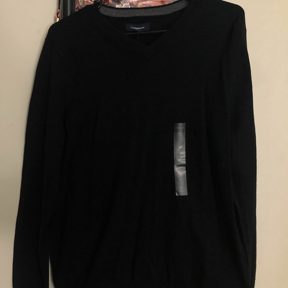 Black Sweater - Picture 1 of 3